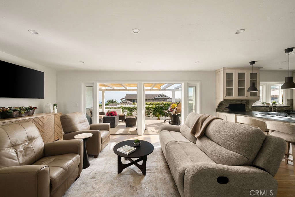 465 Monterey