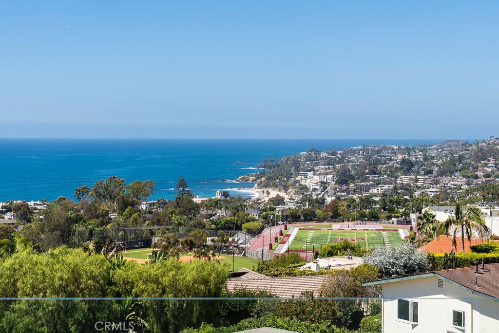 933 Coast View