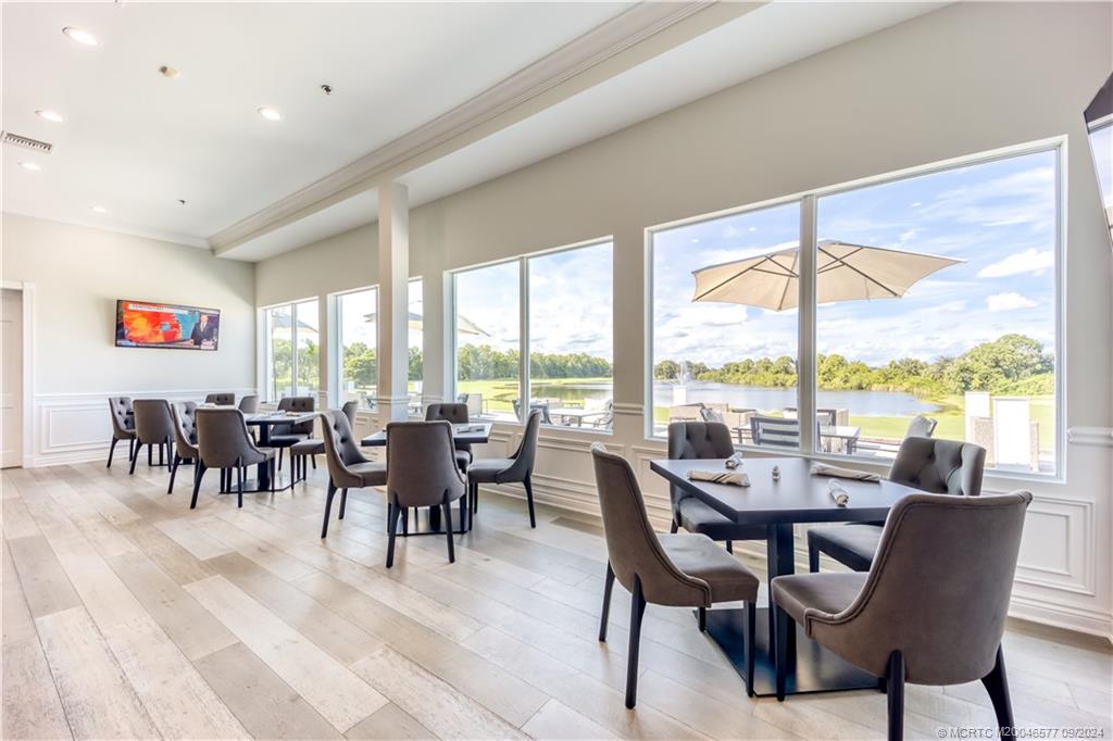 10567 SW Whooping Crane Way