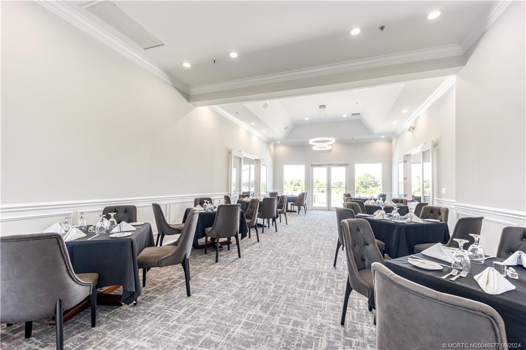 10567 SW Whooping Crane Way