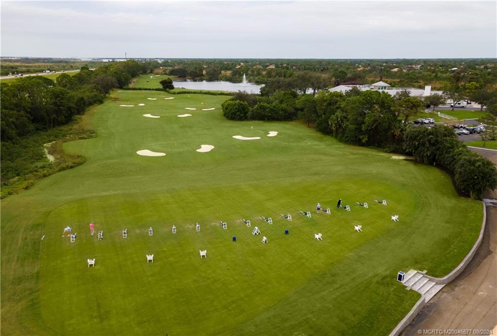 10567 SW Whooping Crane Way