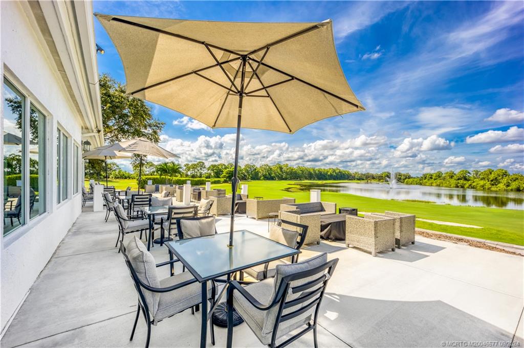 10567 SW Whooping Crane Way