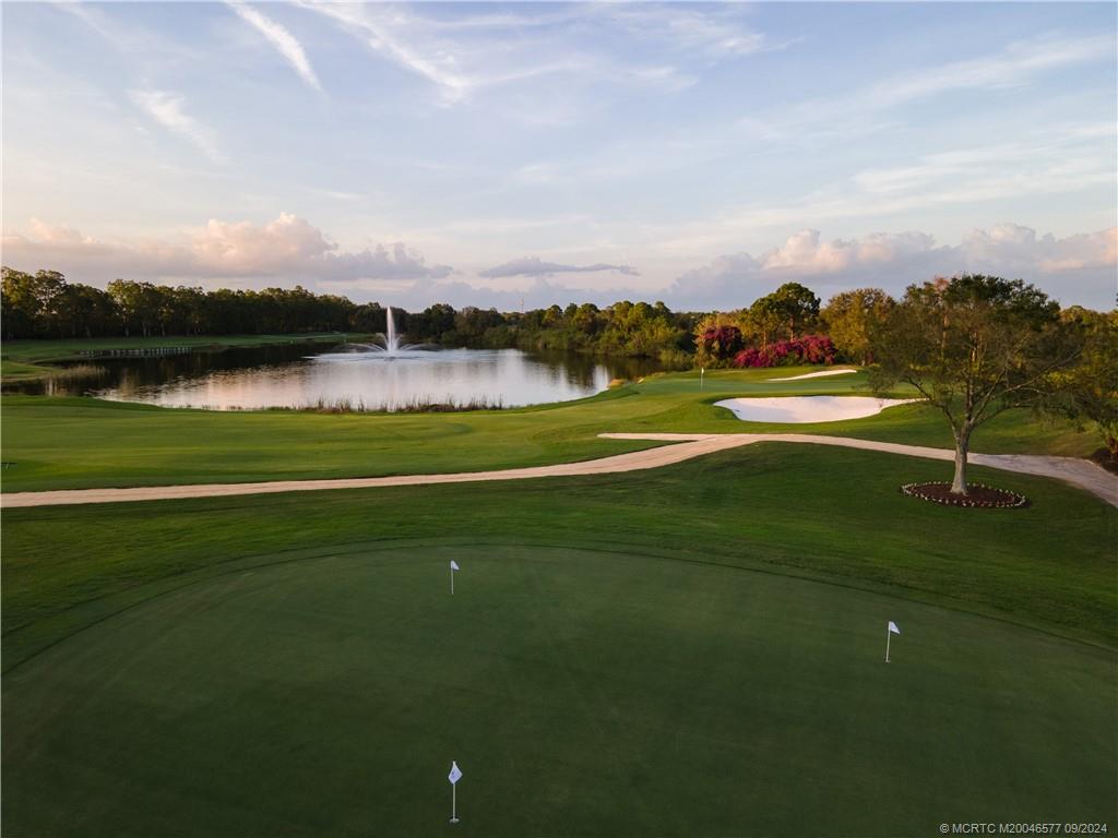 10567 SW Whooping Crane Way