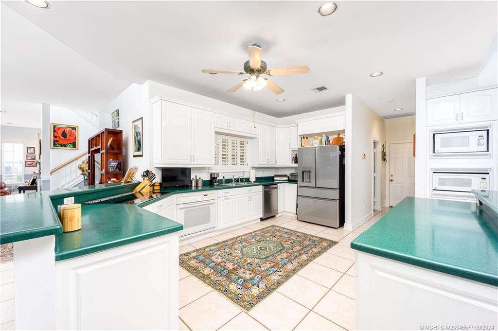 10567 SW Whooping Crane Way