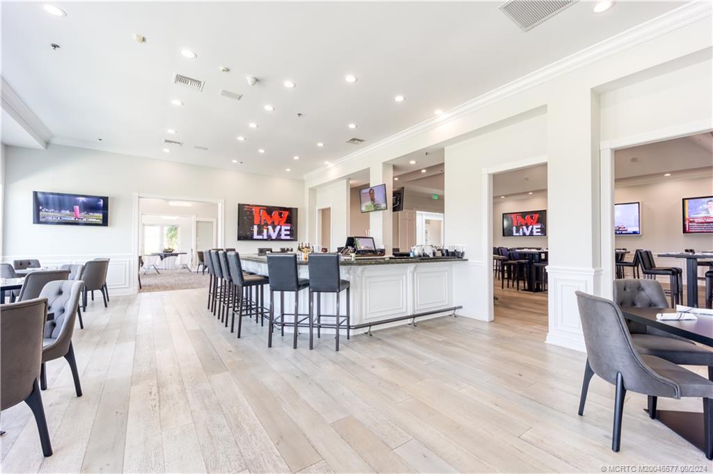 10567 SW Whooping Crane Way