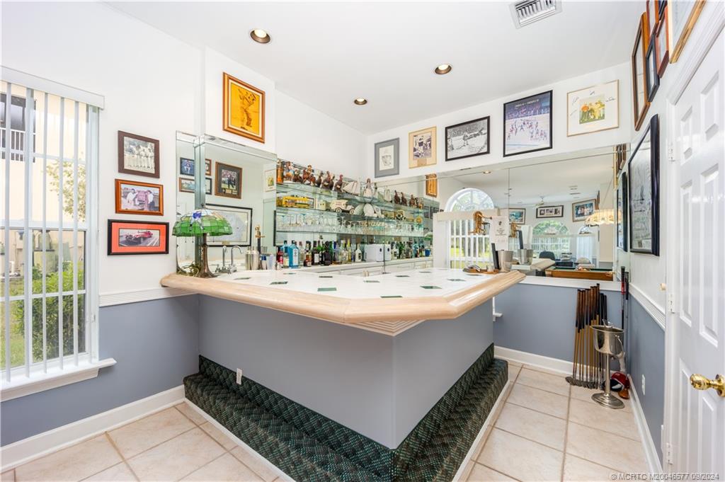 10567 SW Whooping Crane Way