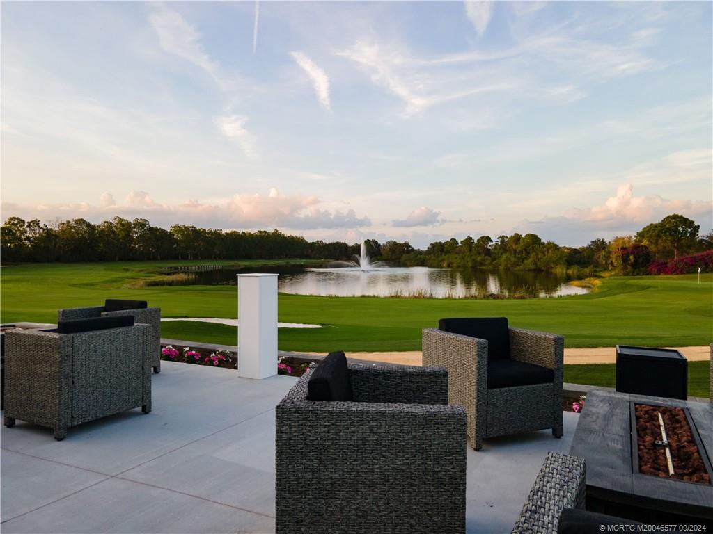 10567 SW Whooping Crane Way