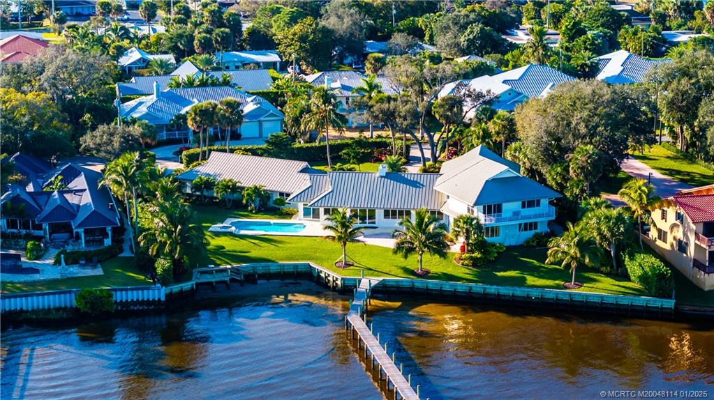 919 SE Riverside Drive