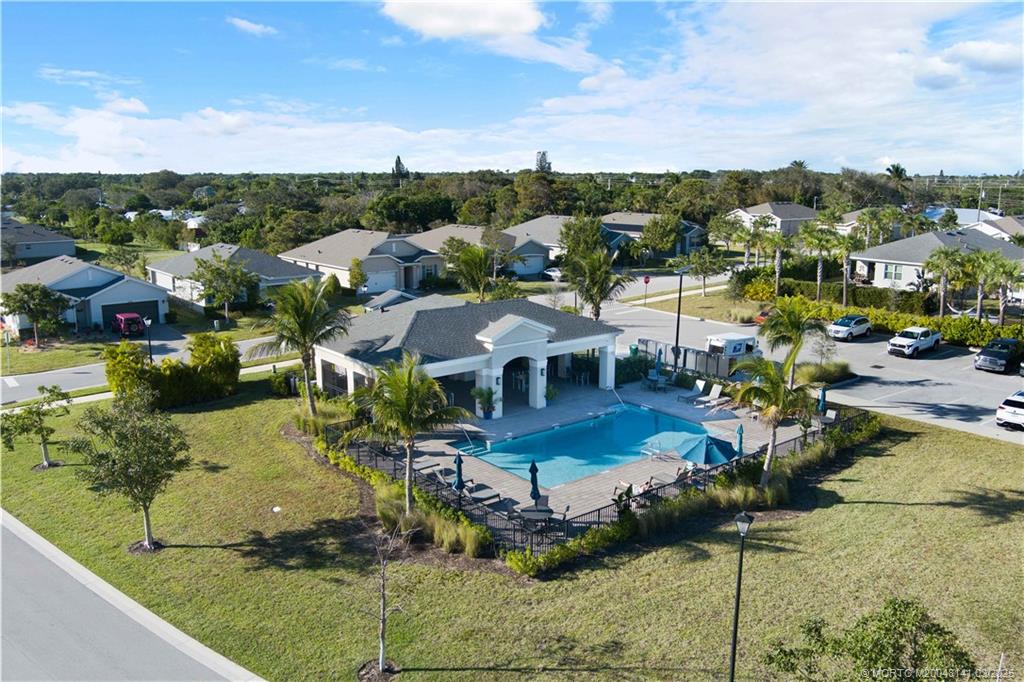 1413 White Pine Terrace