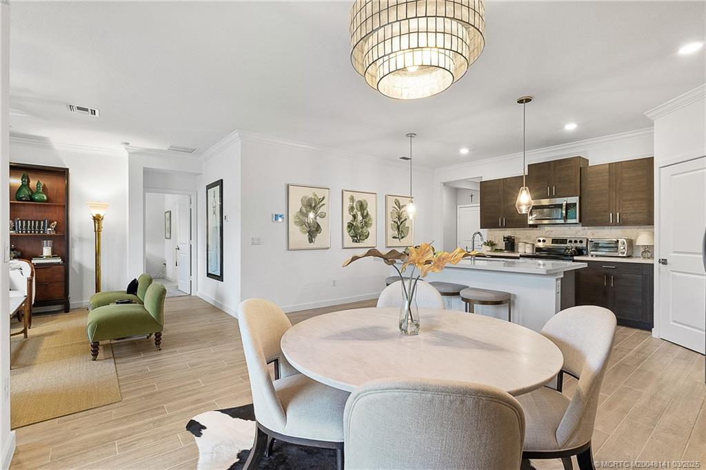 1413 White Pine Terrace