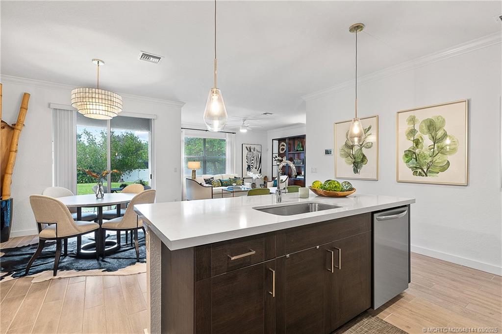 1413 White Pine Terrace