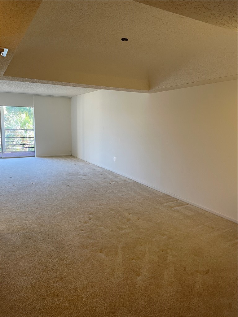 227 Moccasin Trail W