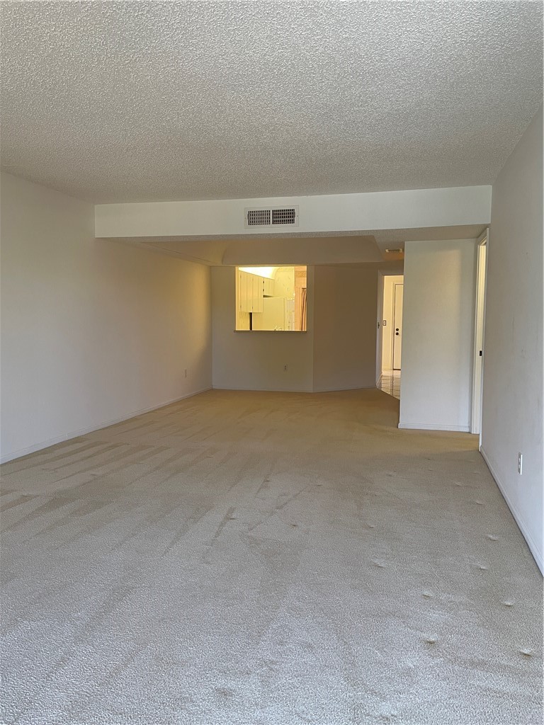 227 Moccasin Trail W