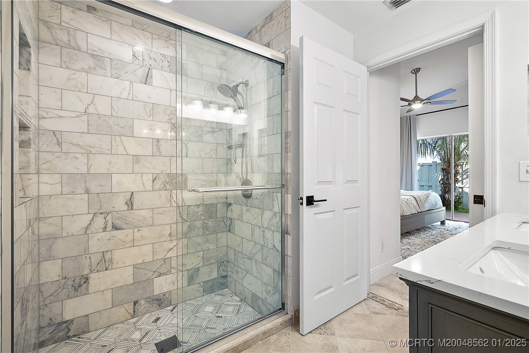 227 Moccasin Trail W