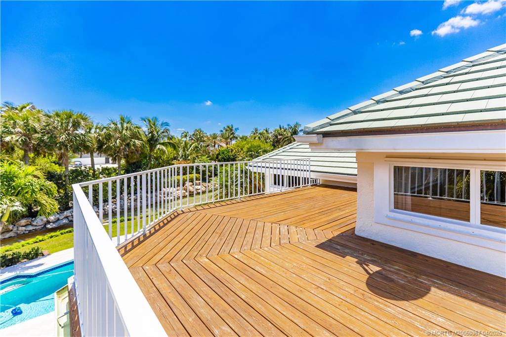 2888 SE Dune Drive