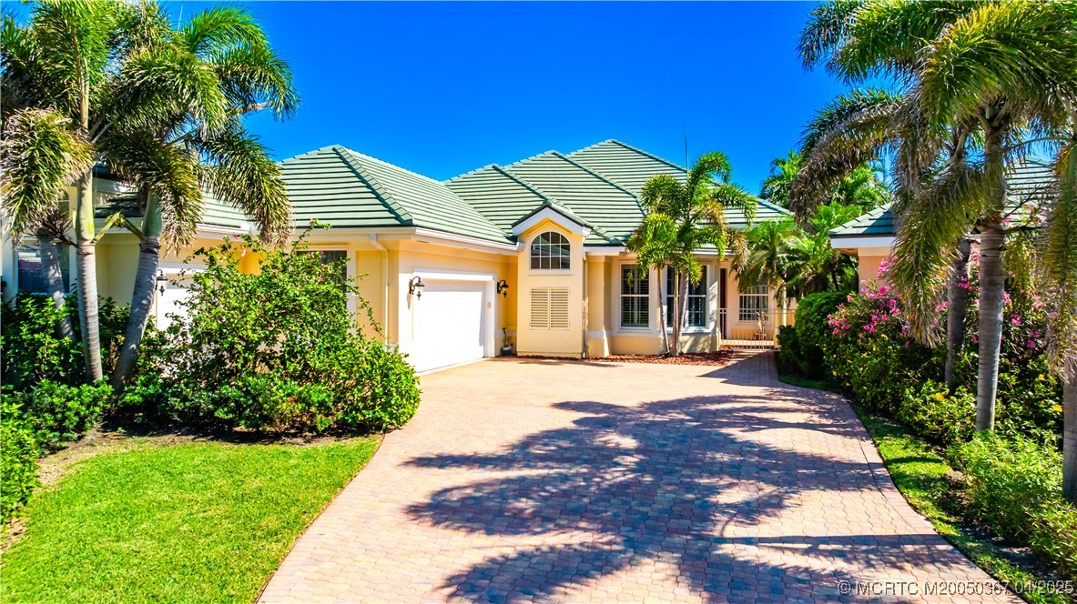 2888 SE Dune Drive