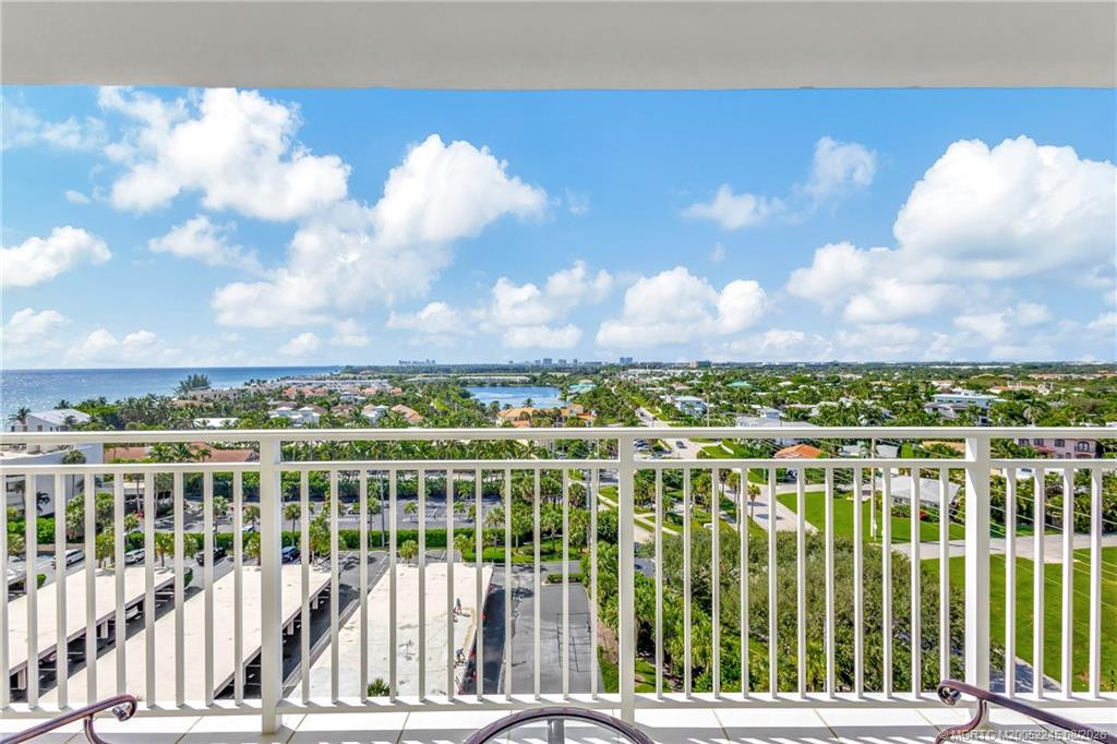 500 Ocean Drive W11