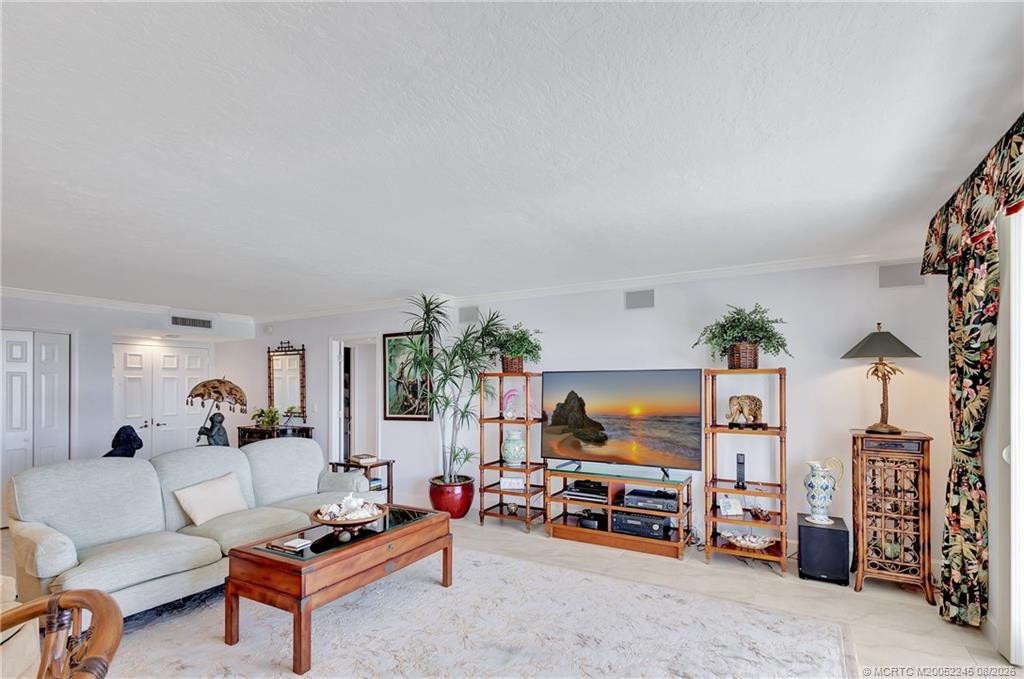 500 Ocean Drive W11