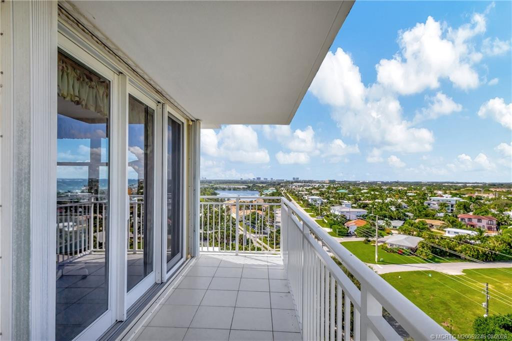 500 Ocean Drive W11
