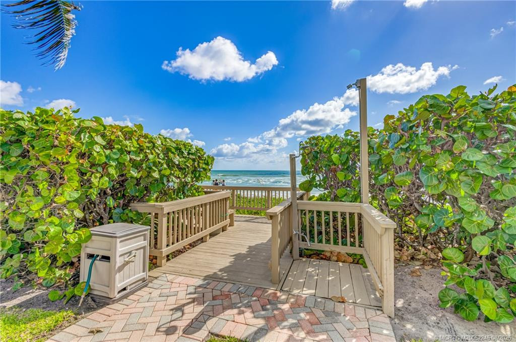 500 Ocean Drive W11