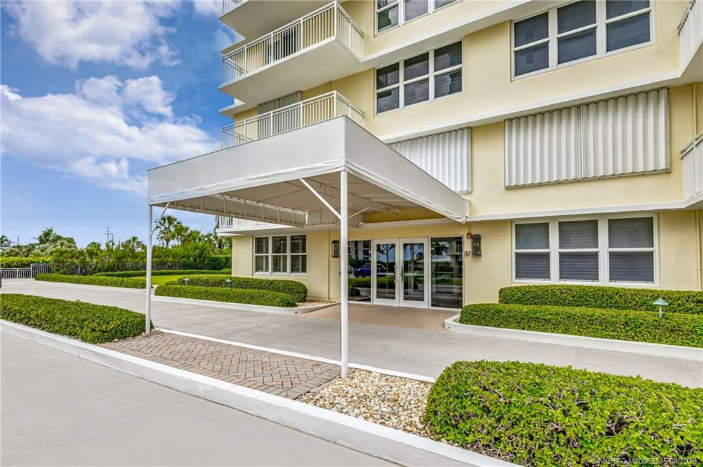 500 Ocean Drive W11