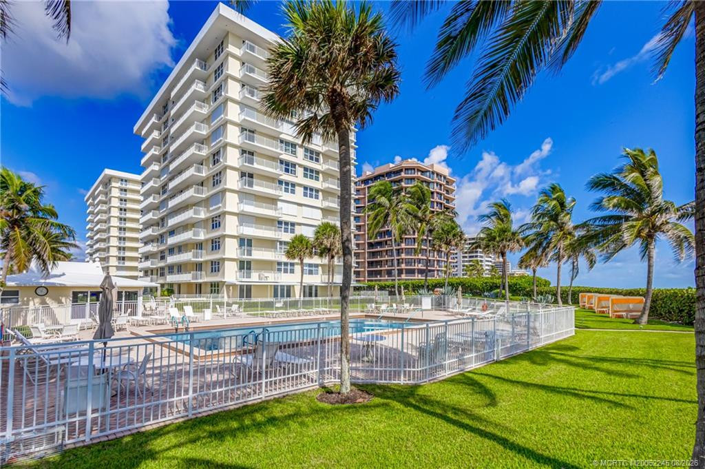 500 Ocean Drive W11