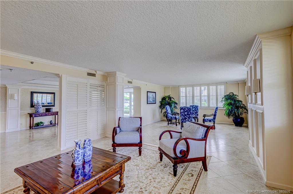 500 Ocean Drive W11