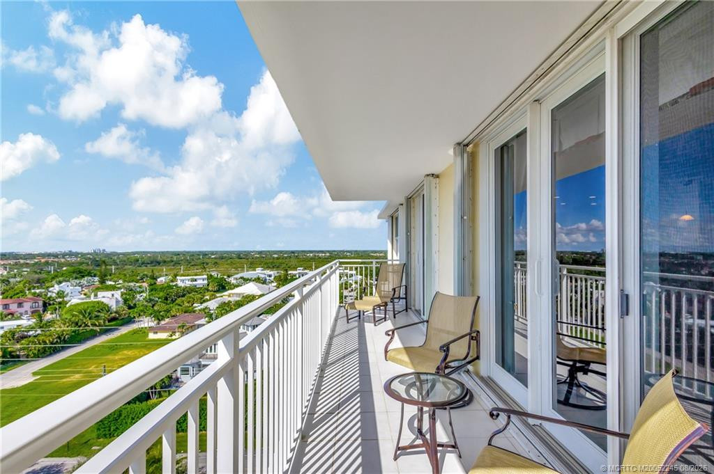 500 Ocean Drive W11