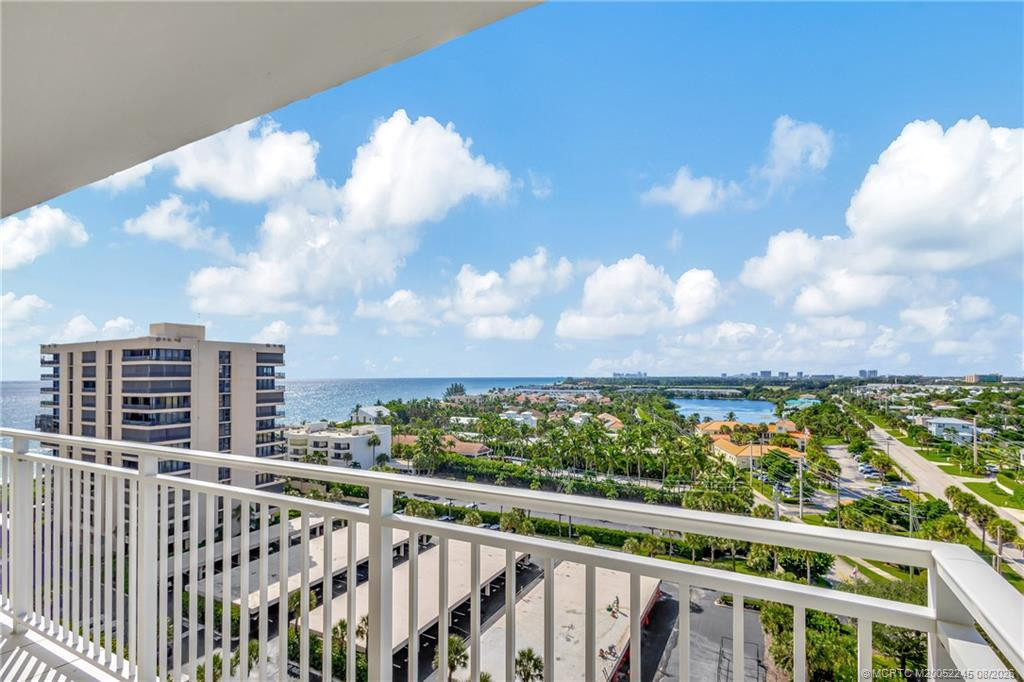 500 Ocean Drive W11