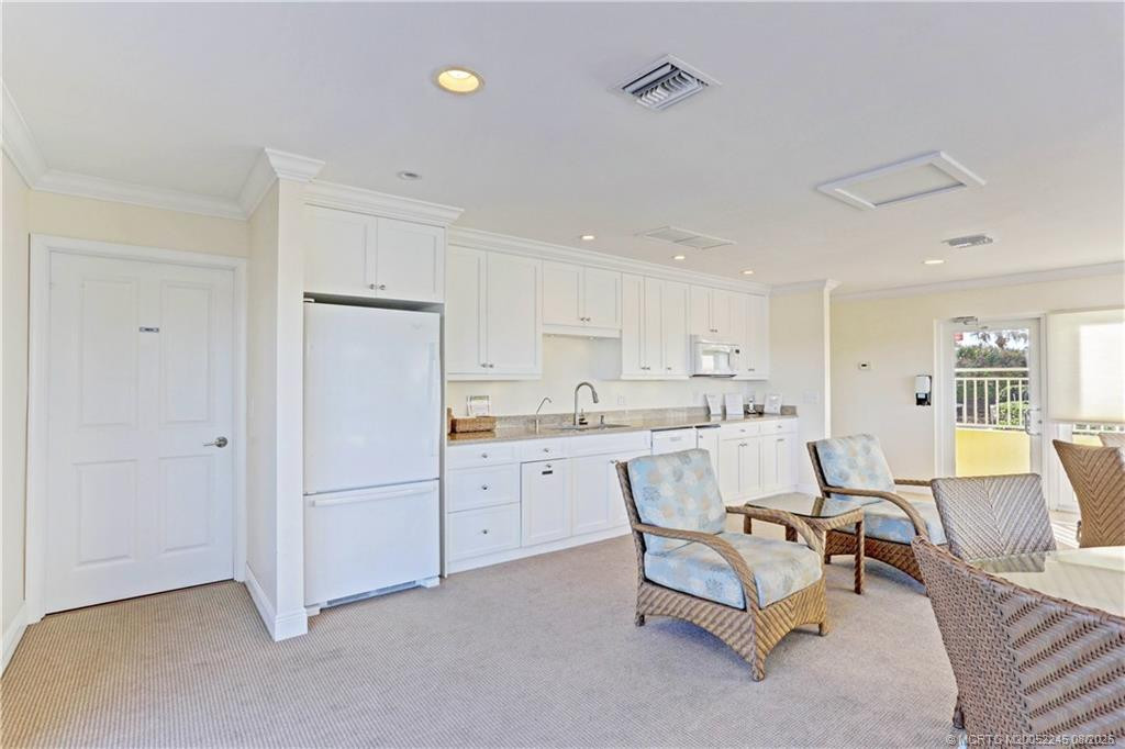500 Ocean Drive W11