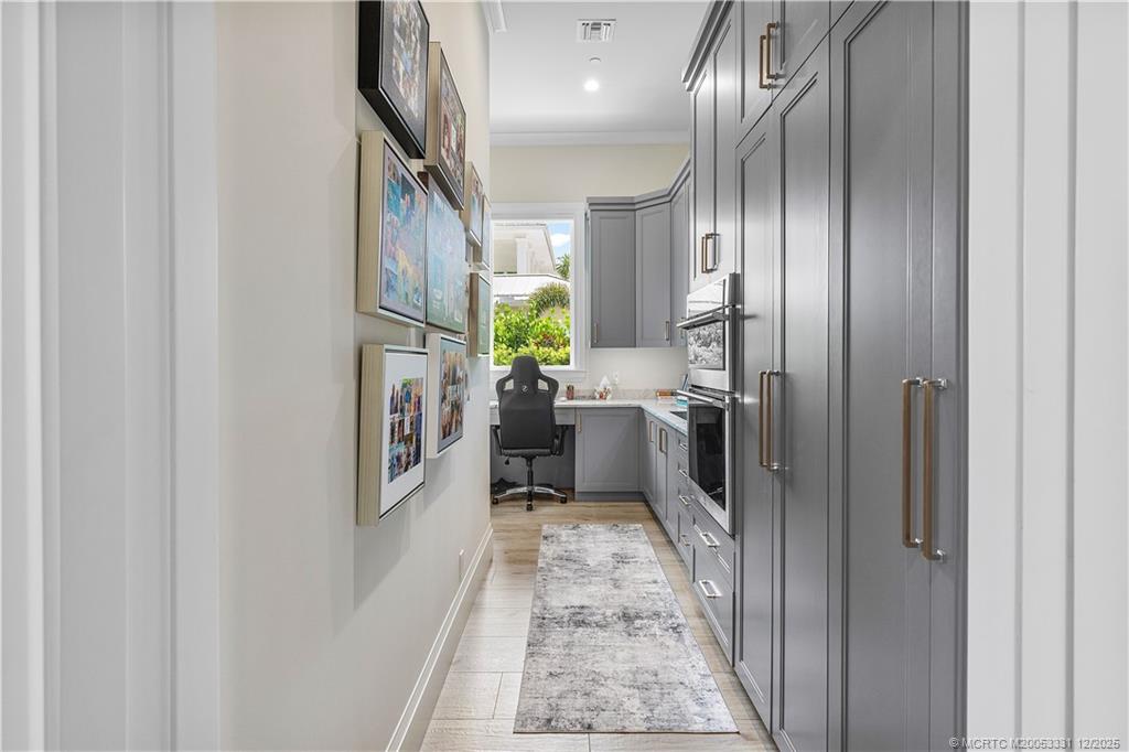 2842 SW Rivers End Way