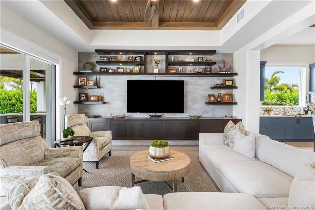 2842 SW Rivers End Way