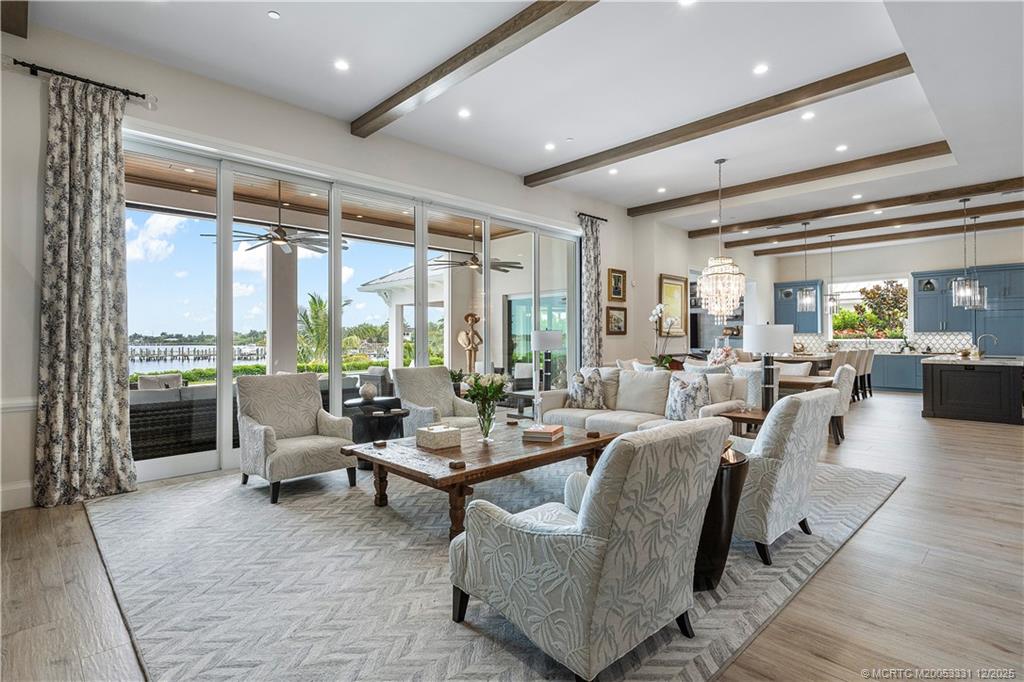 2842 SW Rivers End Way