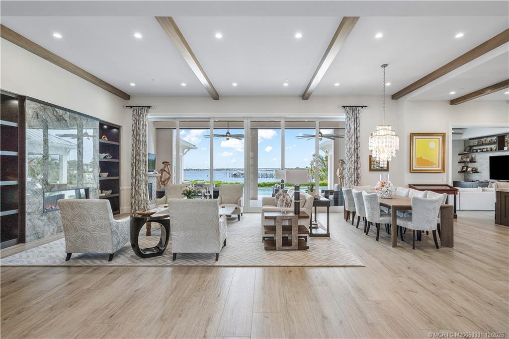 2842 SW Rivers End Way