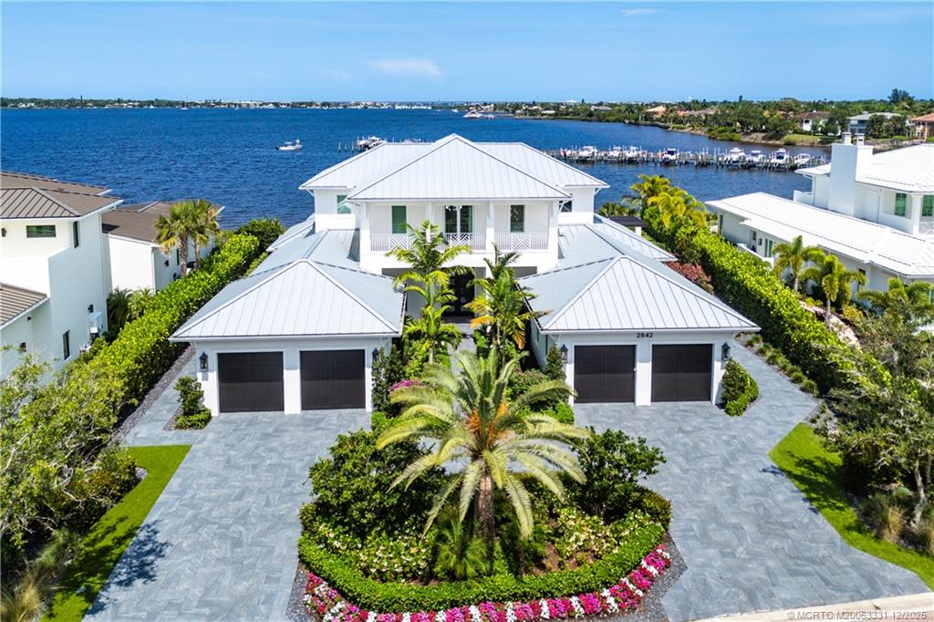 2842 SW Rivers End Way