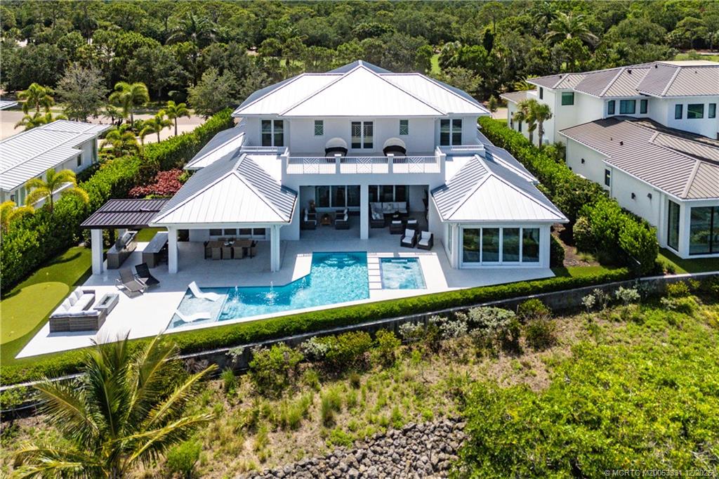 2842 SW Rivers End Way