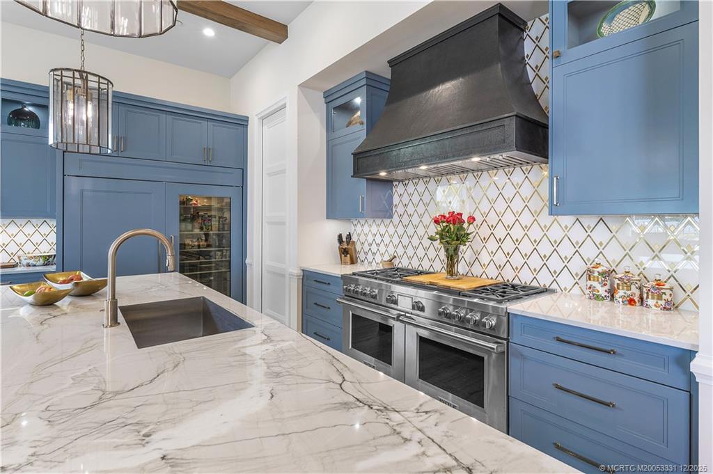 2842 SW Rivers End Way