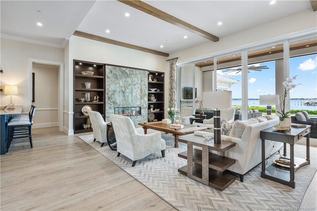 2842 SW Rivers End Way