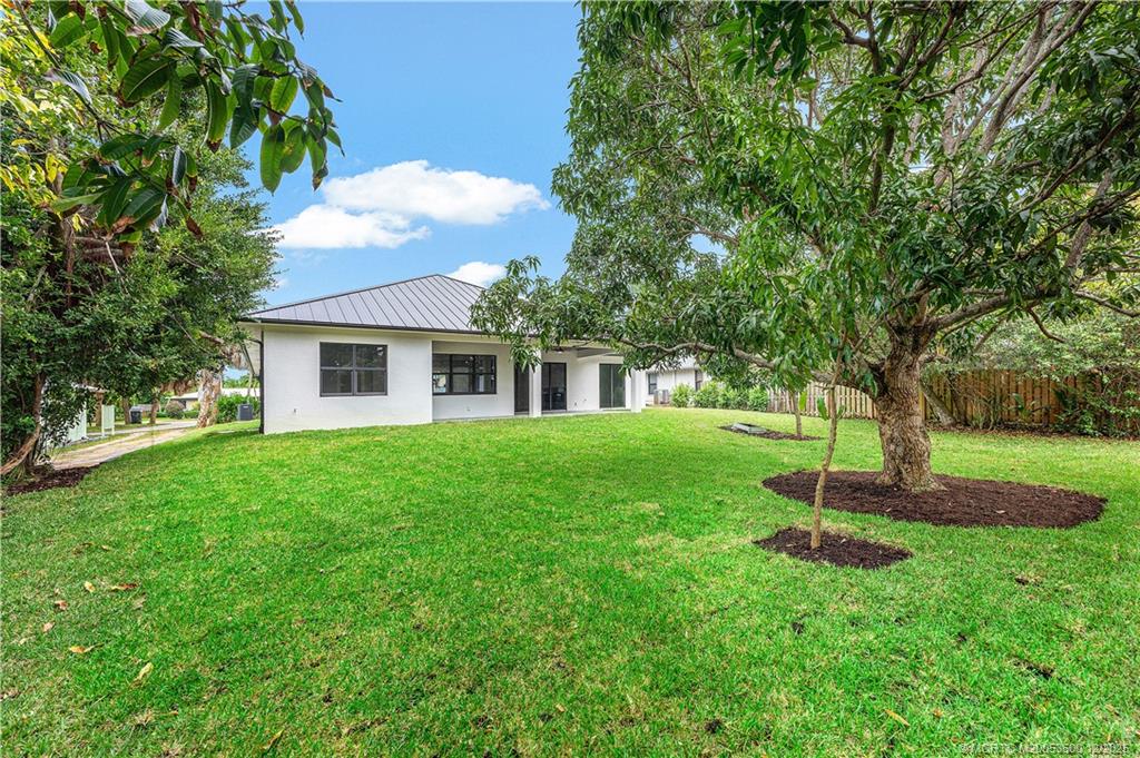 513 SW South Carolina Drive