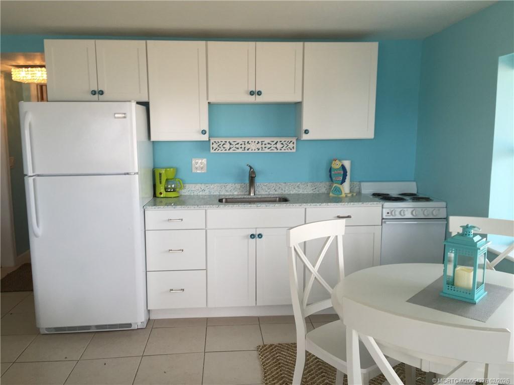 4280 NE Indian River Drive