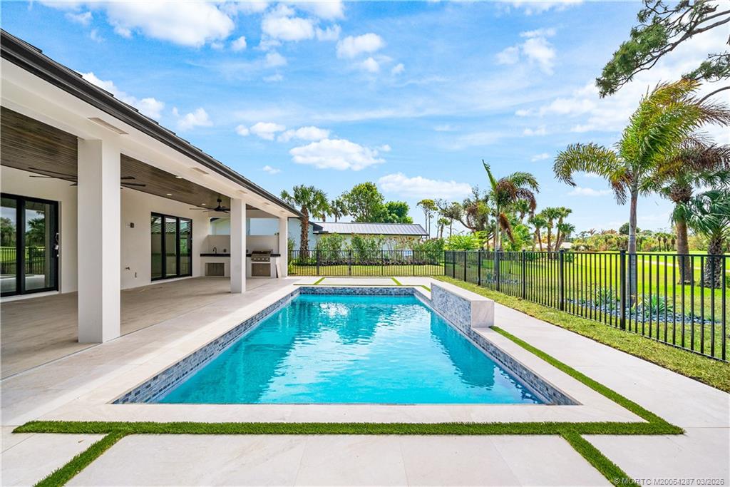 5101 SE Burning Tree Circle