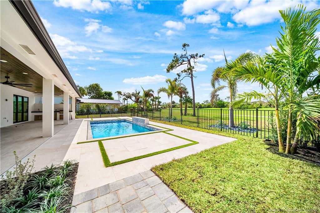 5101 SE Burning Tree Circle