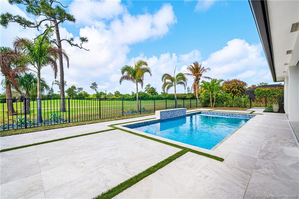 5101 SE Burning Tree Circle