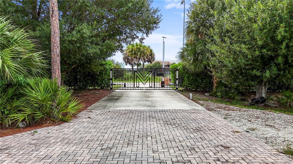 7001 SE Atlantic Ridge Drive