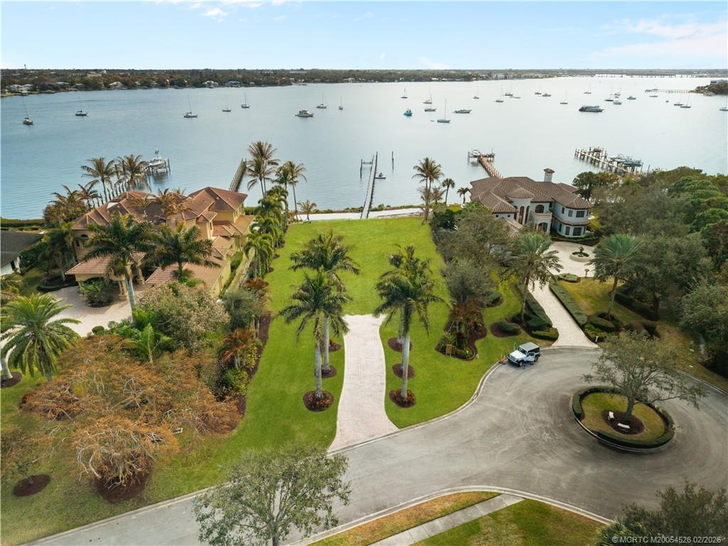 1328 SW Estates Place