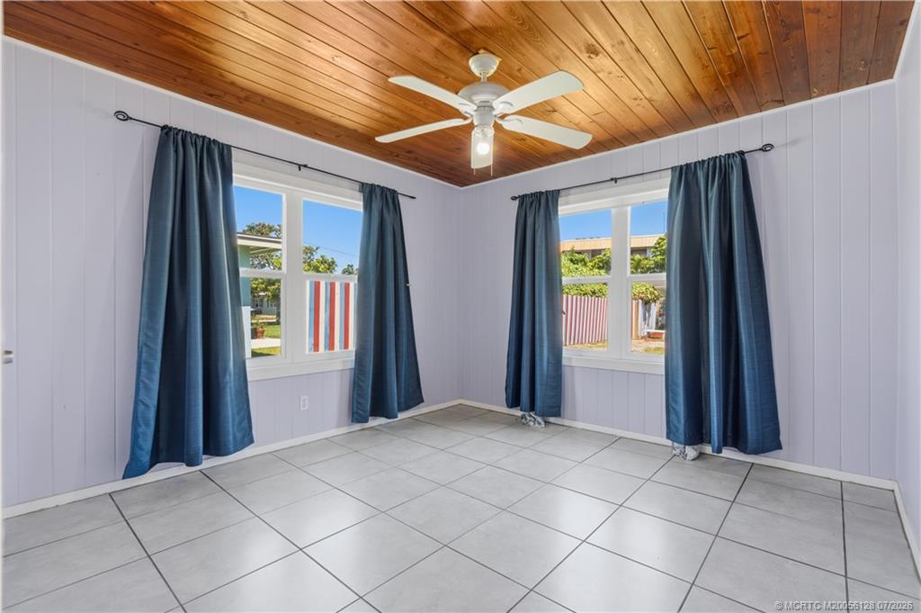 1404 BINNEY Drive