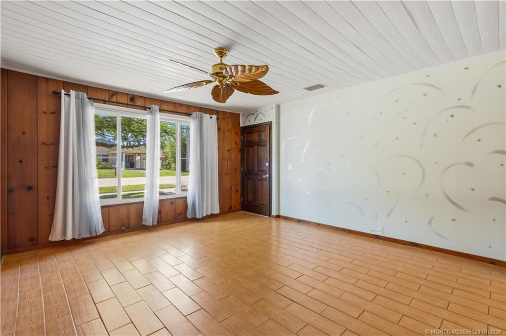 1404 BINNEY Drive