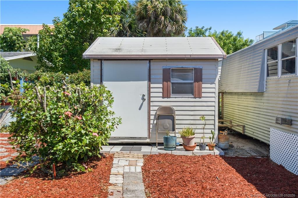 1404 BINNEY Drive