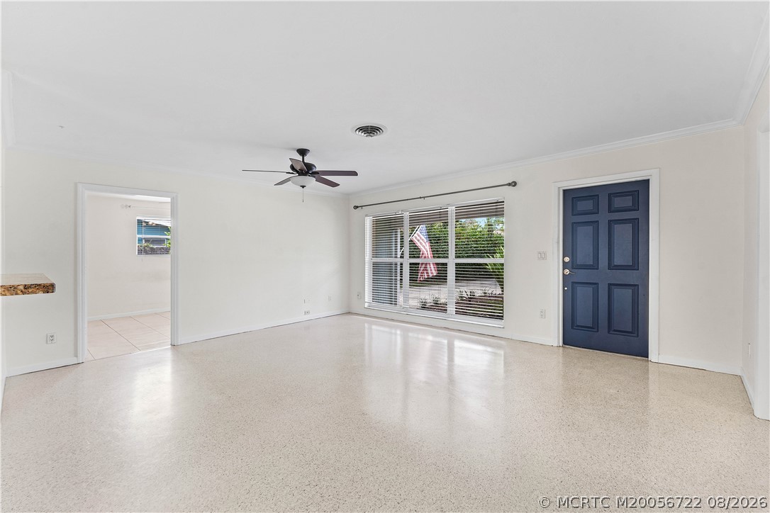 502 SE Edgewood Drive