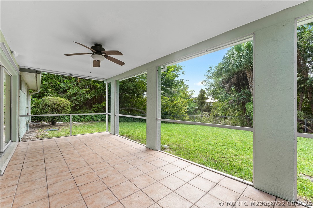 502 SE Edgewood Drive